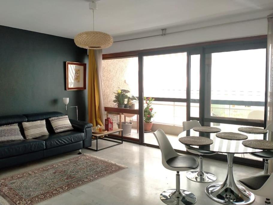 Appartement T3 Plein Centre Saint-Raphaël المظهر الخارجي الصورة