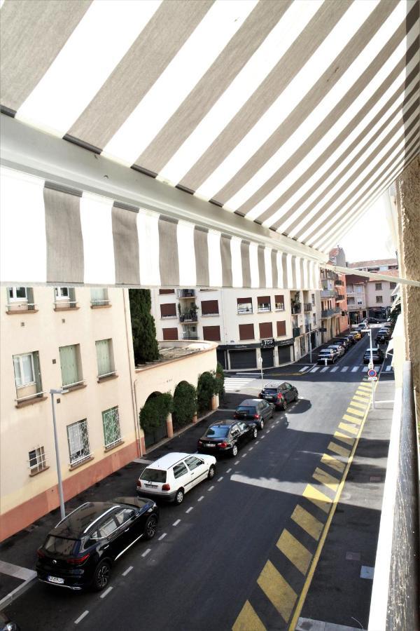 Appartement T3 Plein Centre Saint-Raphaël المظهر الخارجي الصورة