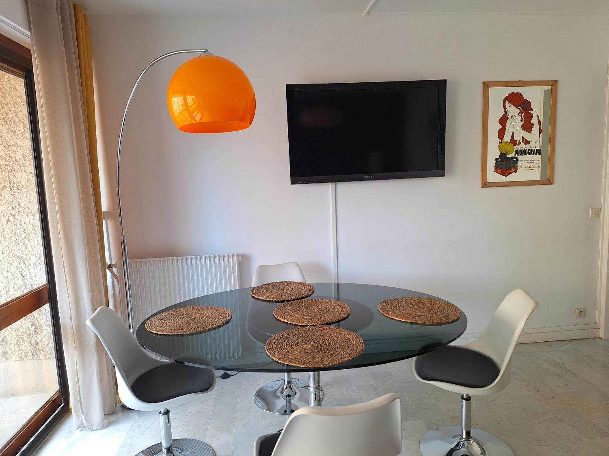 Appartement T3 Plein Centre Saint-Raphaël المظهر الخارجي الصورة